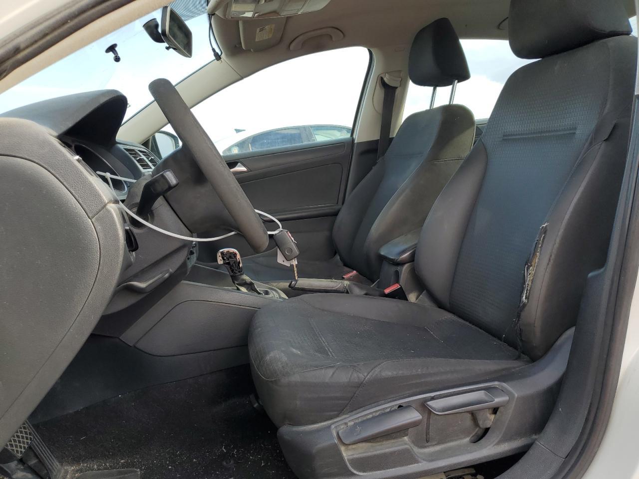 2016 VOLKSWAGEN JETTA