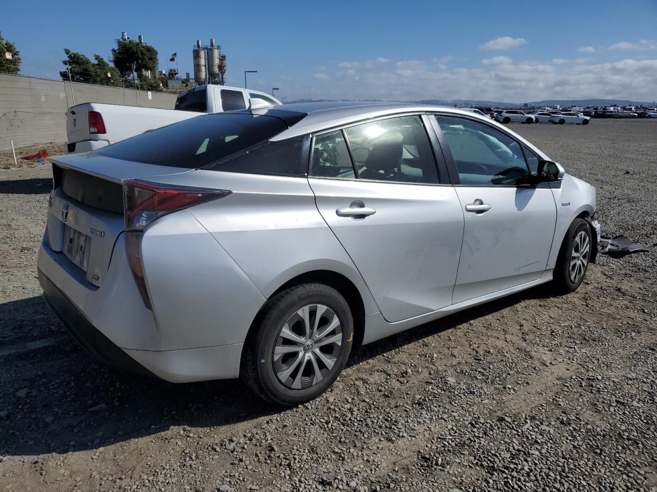 2016 TOYOTA PRIUS
