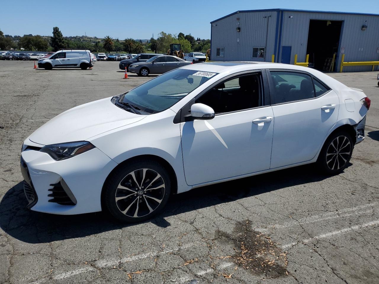 2017 TOYOTA COROLLA