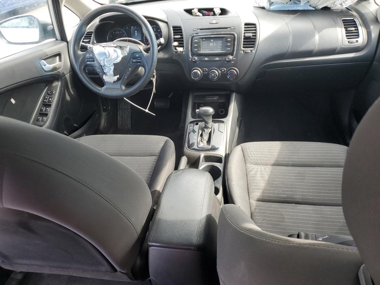 2017 KIA FORTE