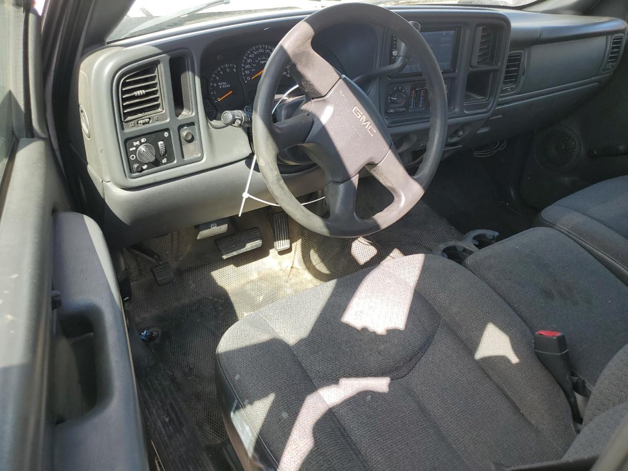 2005 GMC Sierra