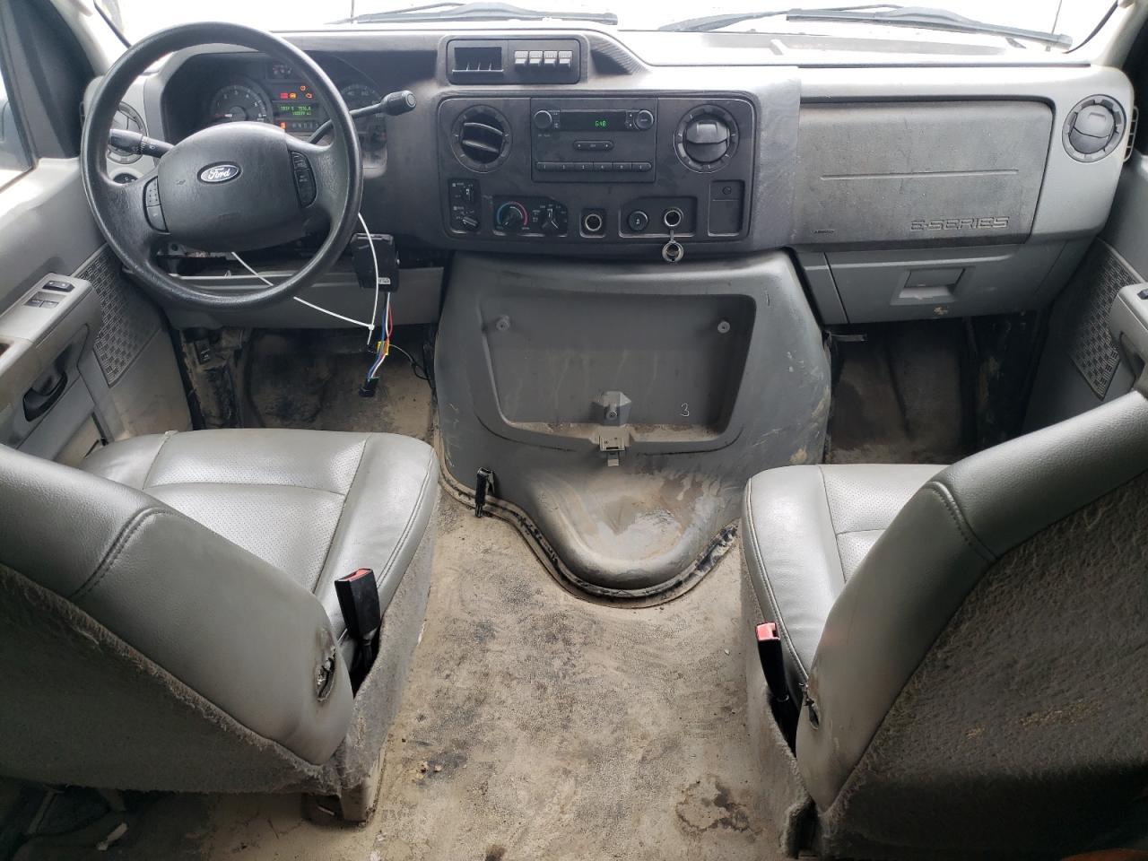 2009 FORD ECONOLINE