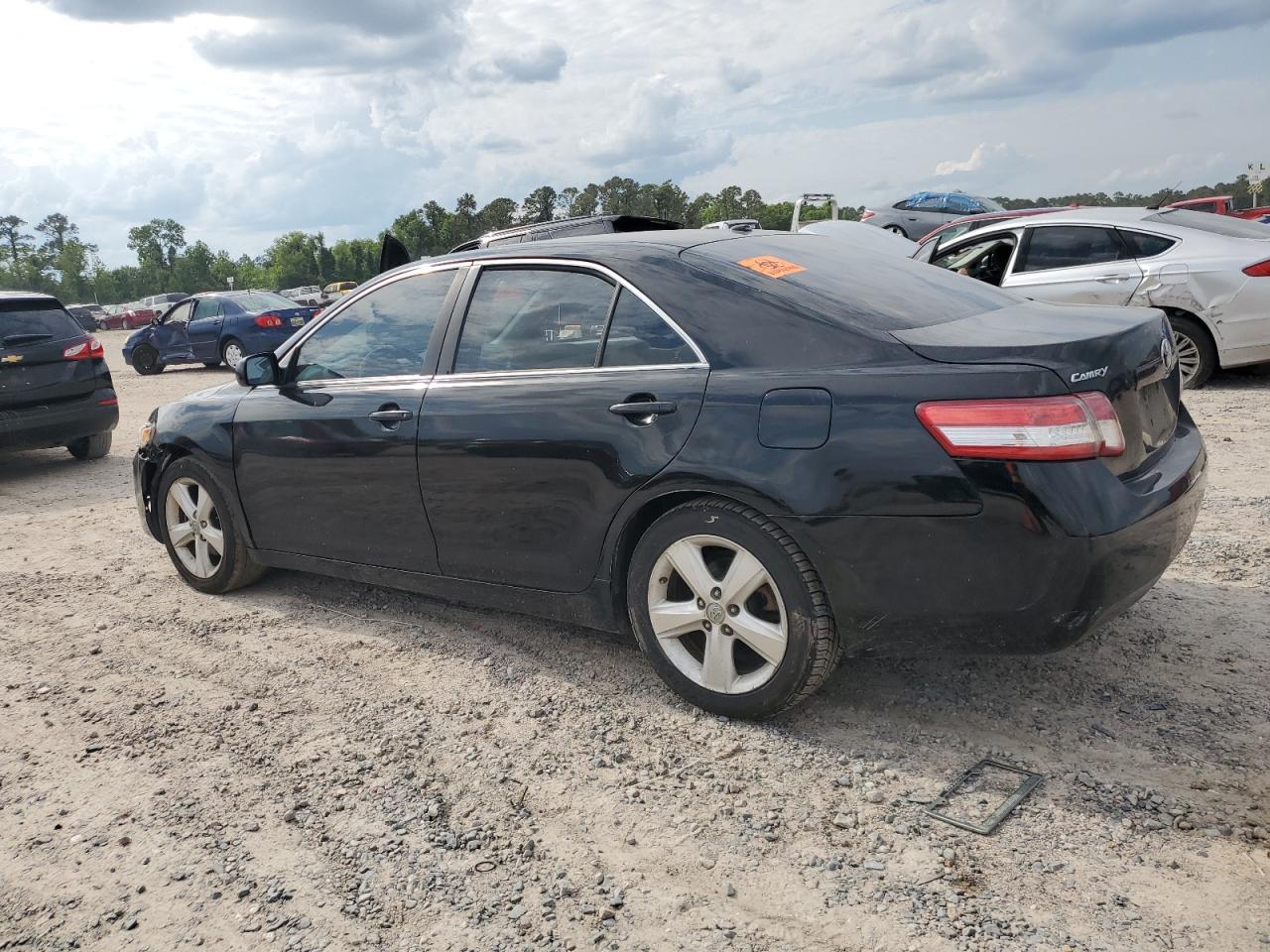 2011 TOYOTA CAMRY