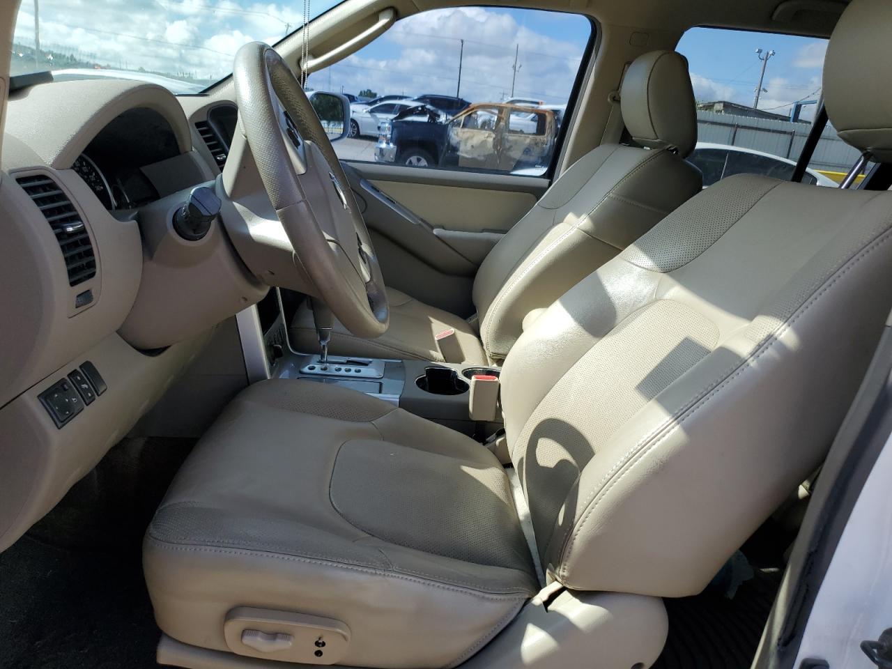 2011 NISSAN PATHFINDER