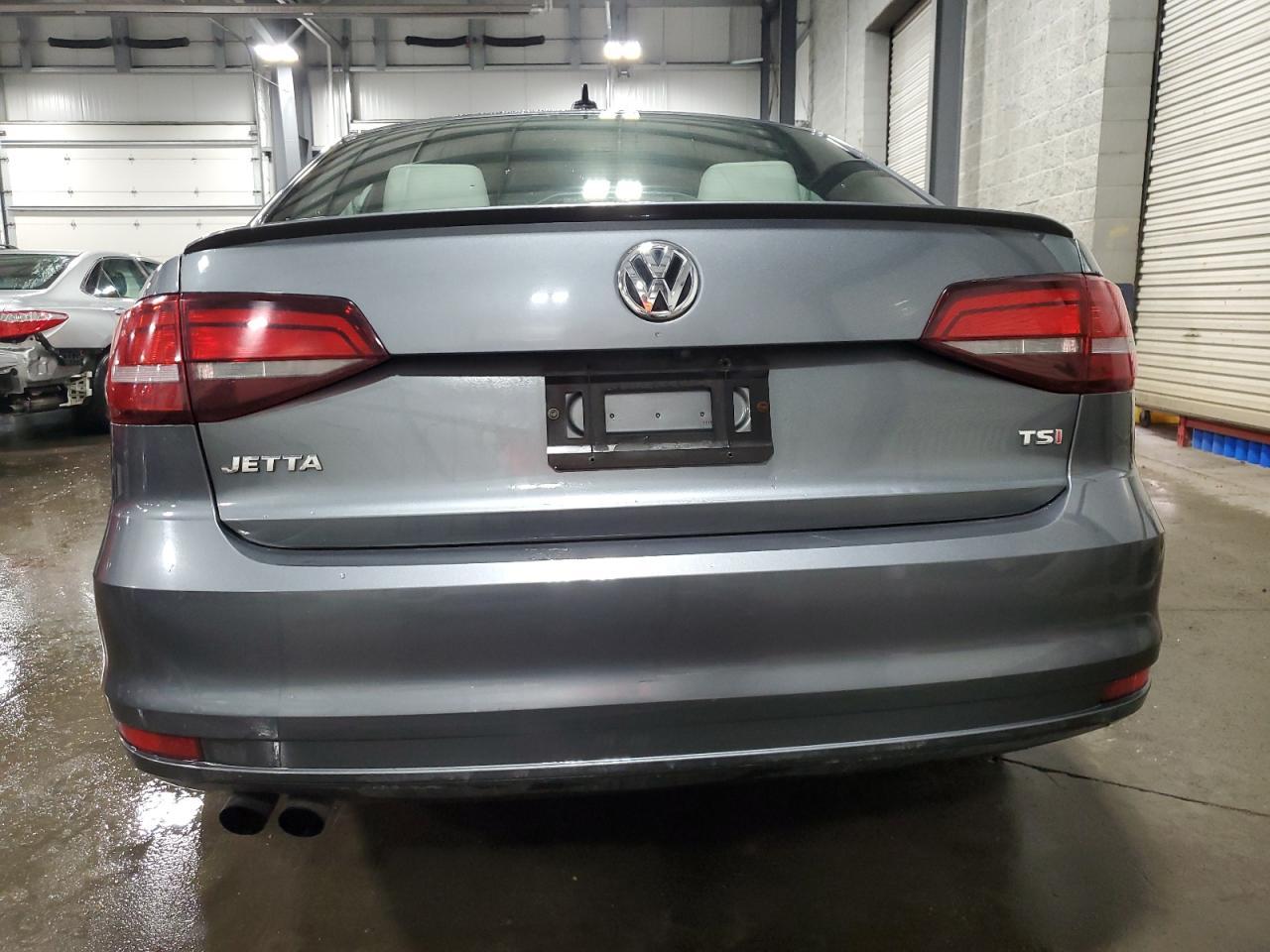 2016 VOLKSWAGEN JETTA