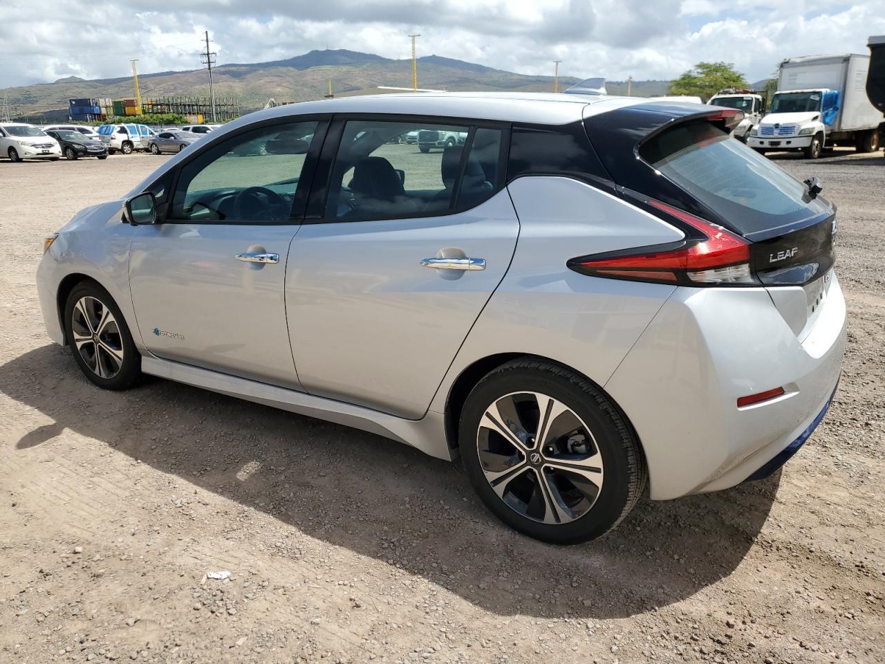 2019 NISSAN LEAF