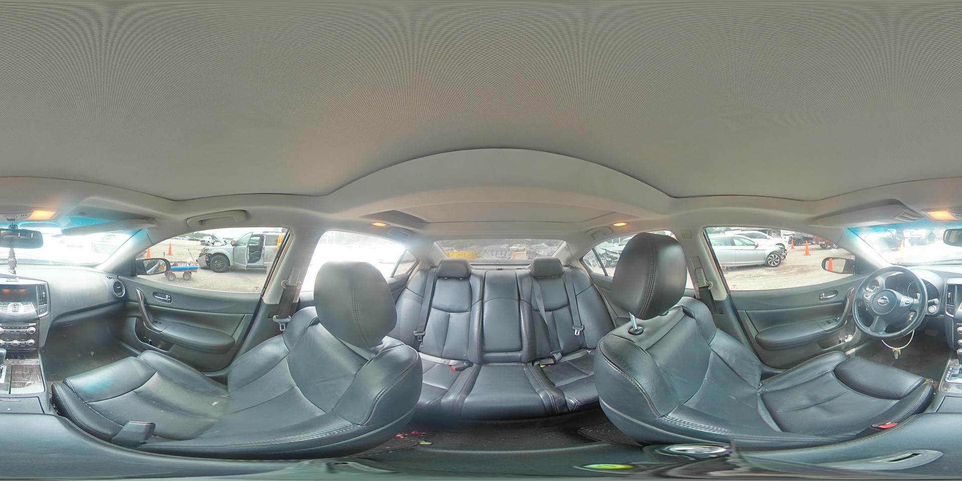 2014 NISSAN Maxima
