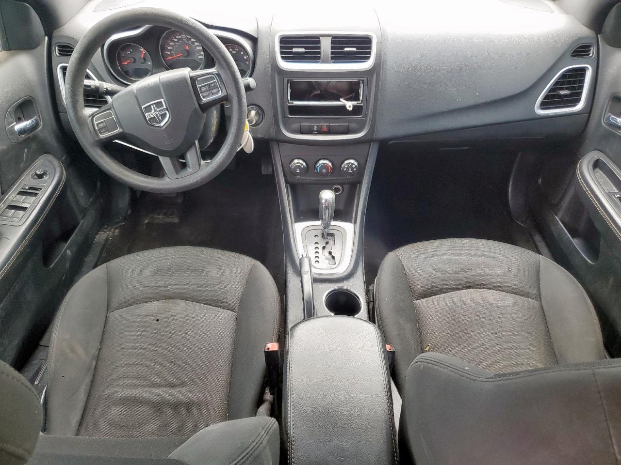 2014 DODGE Avenger