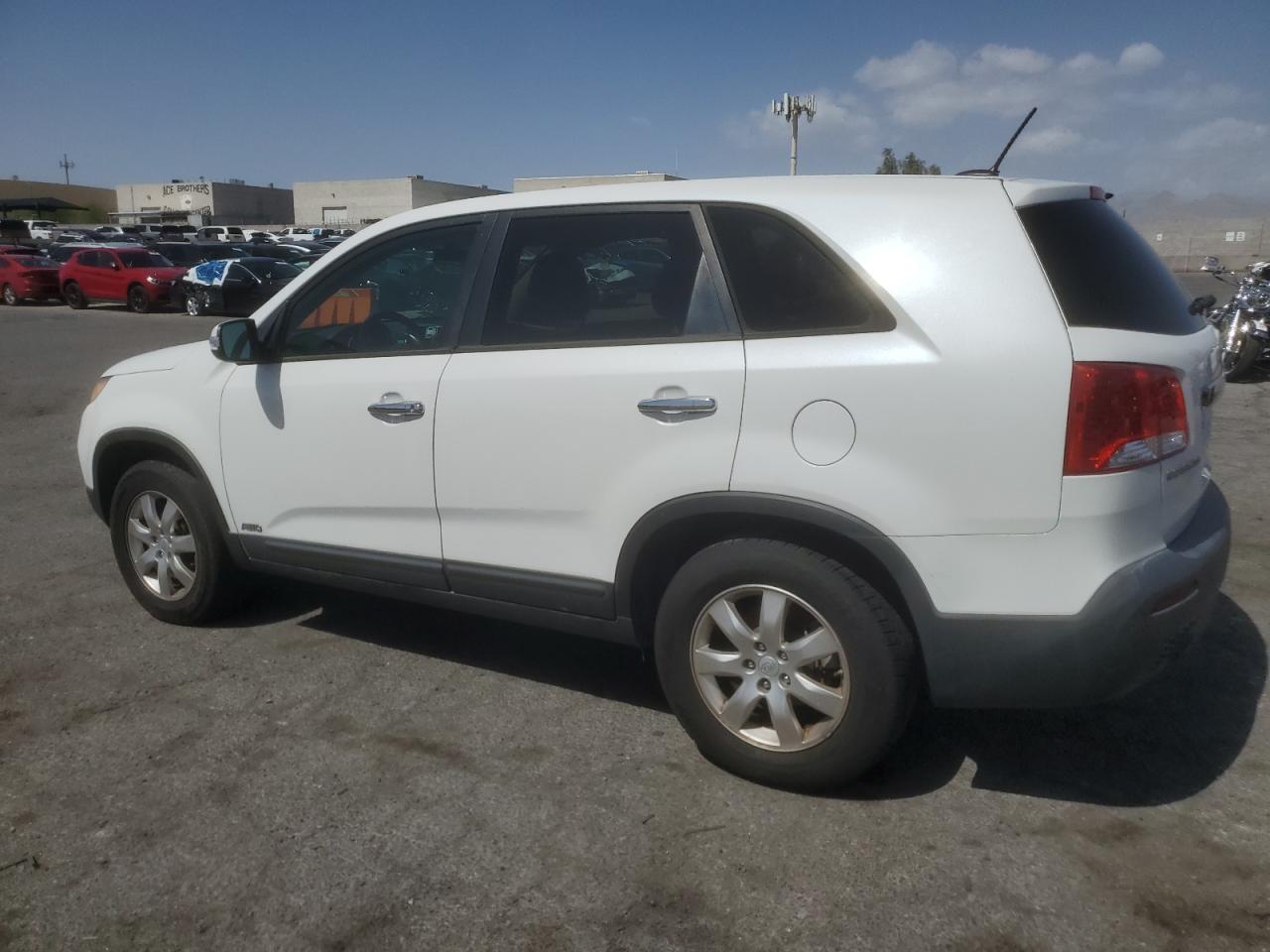 2011 KIA SORENTO