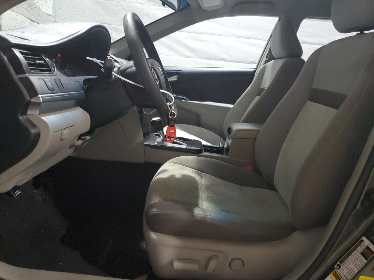 2014 TOYOTA CAMRY