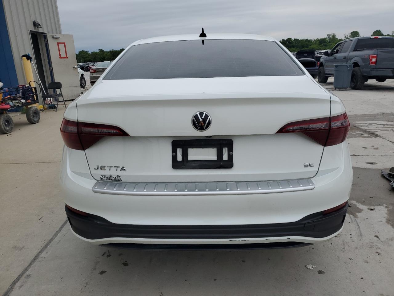 2023 VOLKSWAGEN JETTA
