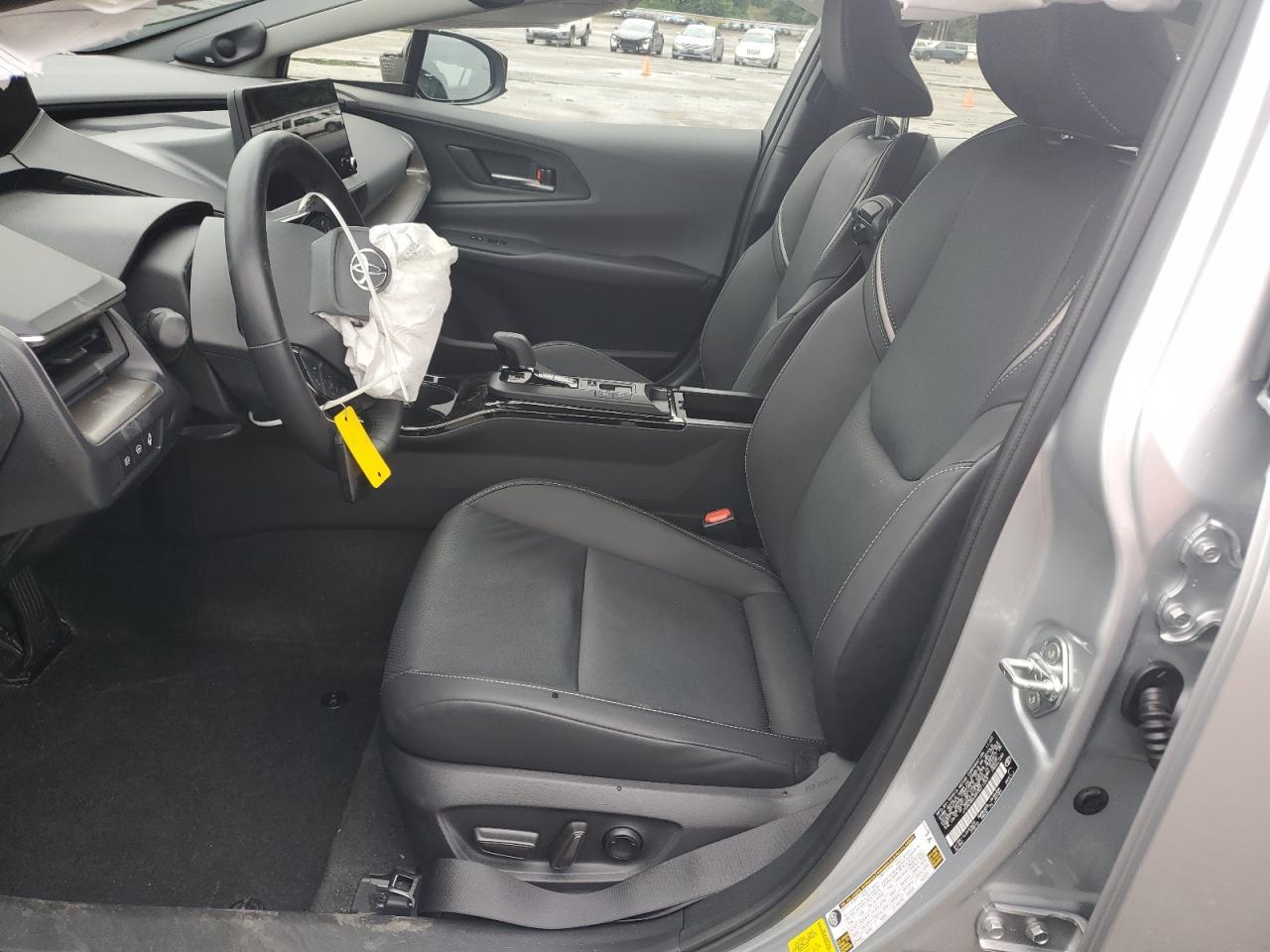 2024 TOYOTA PRIUS
