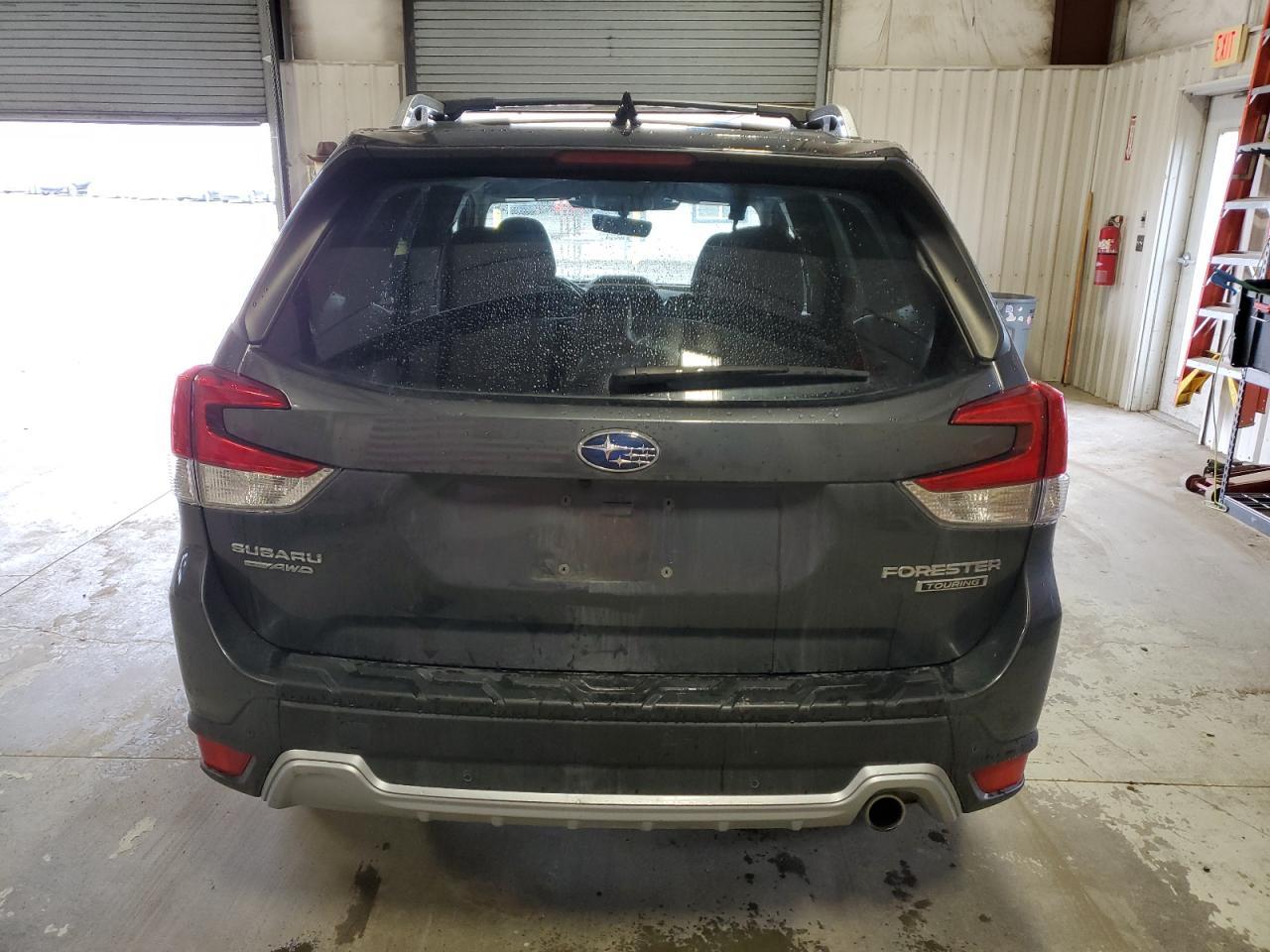 2024 SUBARU FORESTER