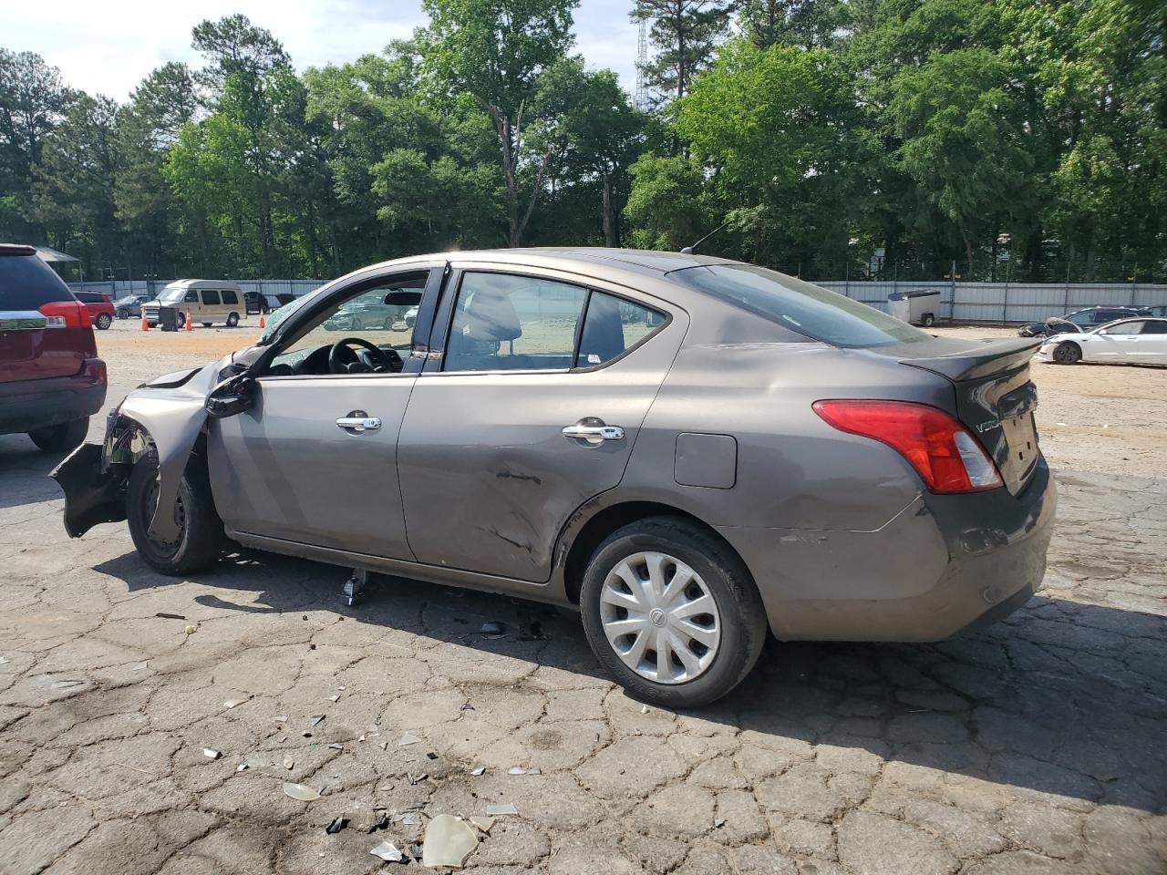 2013 NISSAN VERSA