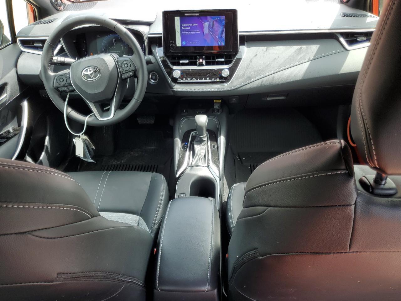 2025 TOYOTA COROLLA