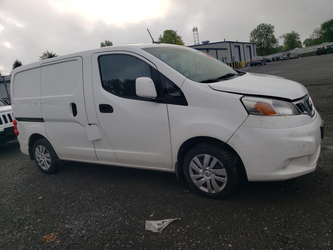 2015 NISSAN NV 200