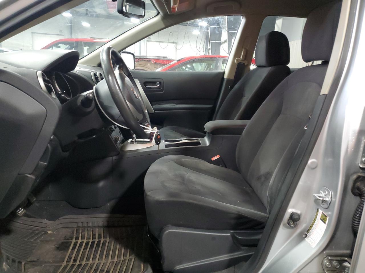 2010 NISSAN ROGUE