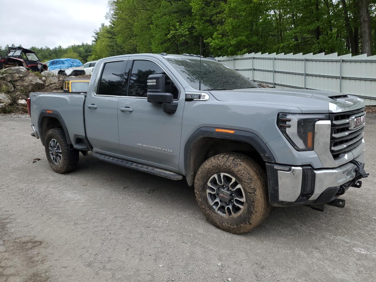 2024 GMC Sierra