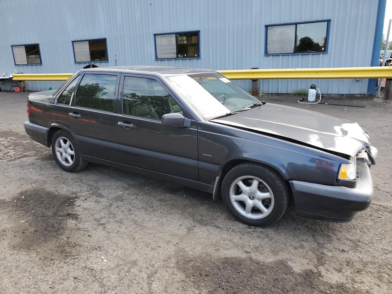 1997 VOLVO 850