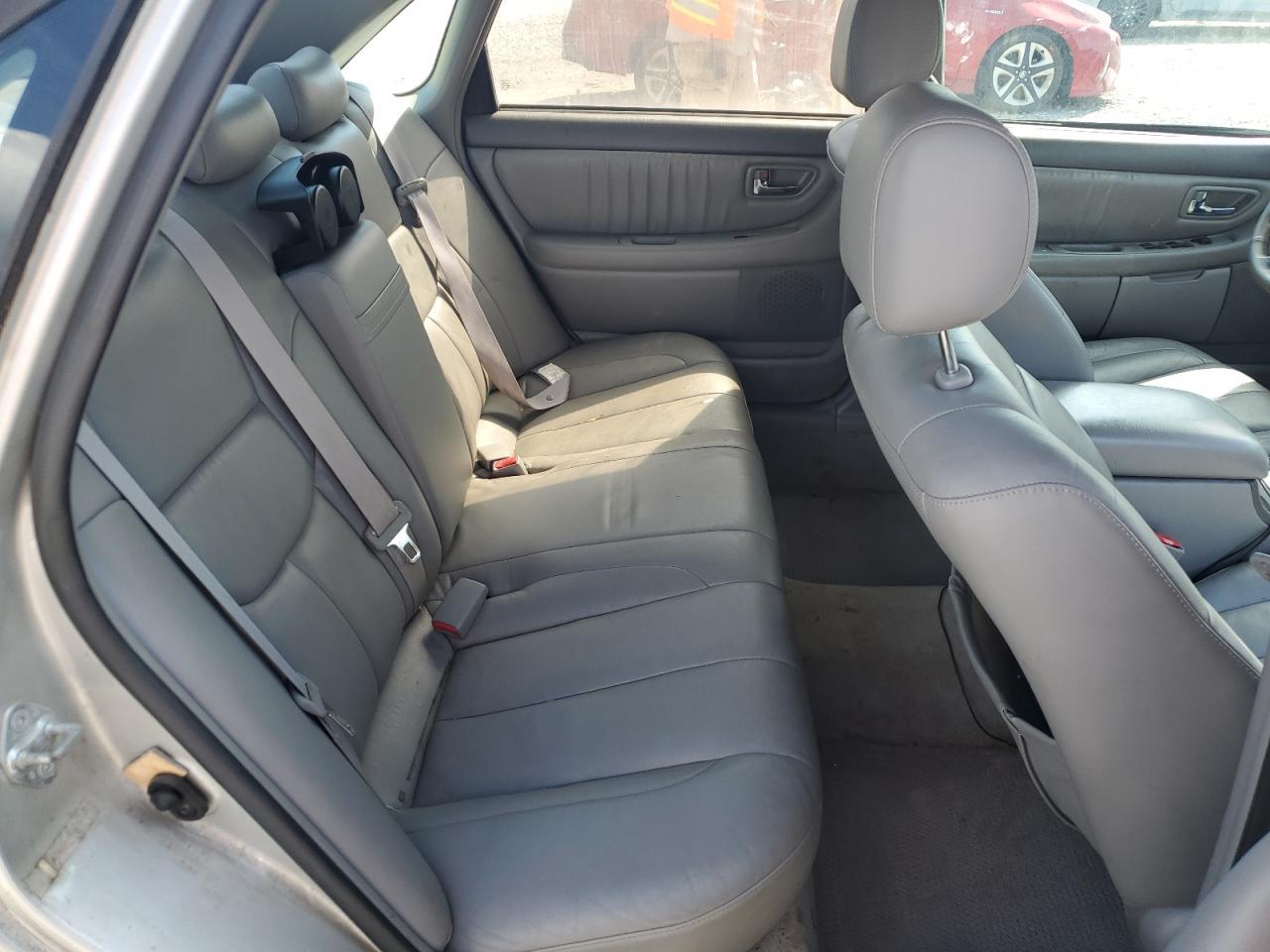 2002 TOYOTA Avalon