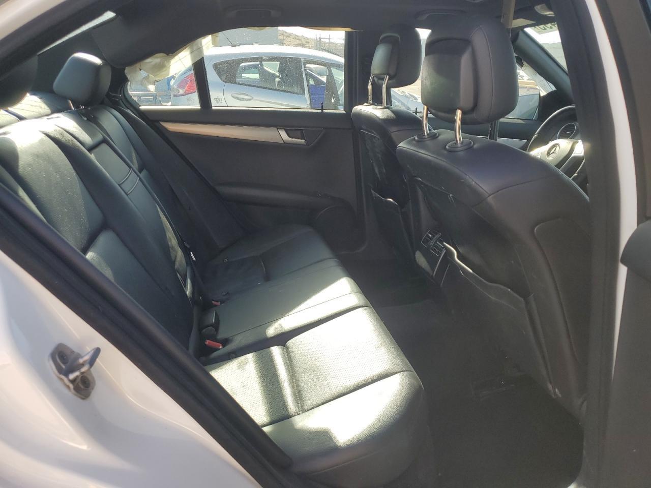 2014 MERCEDES-BENZ C-CLASS