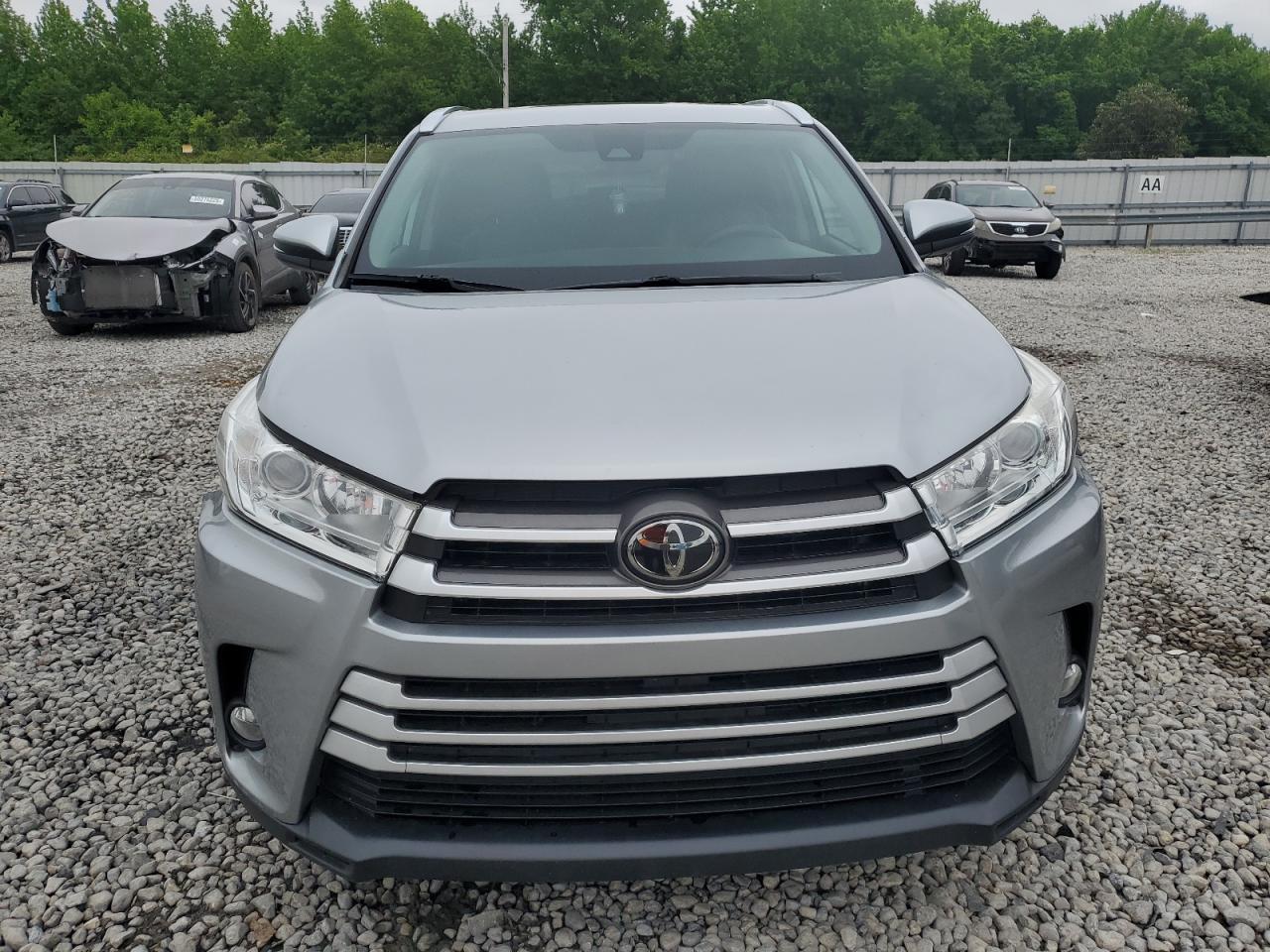 2019 TOYOTA HIGHLANDER