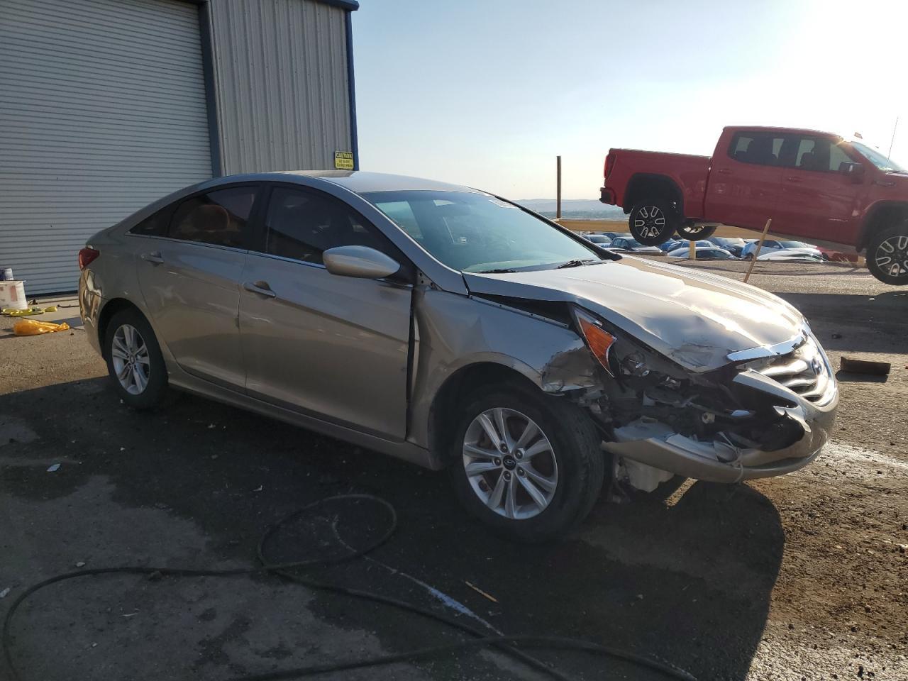 2011 HYUNDAI SONATA