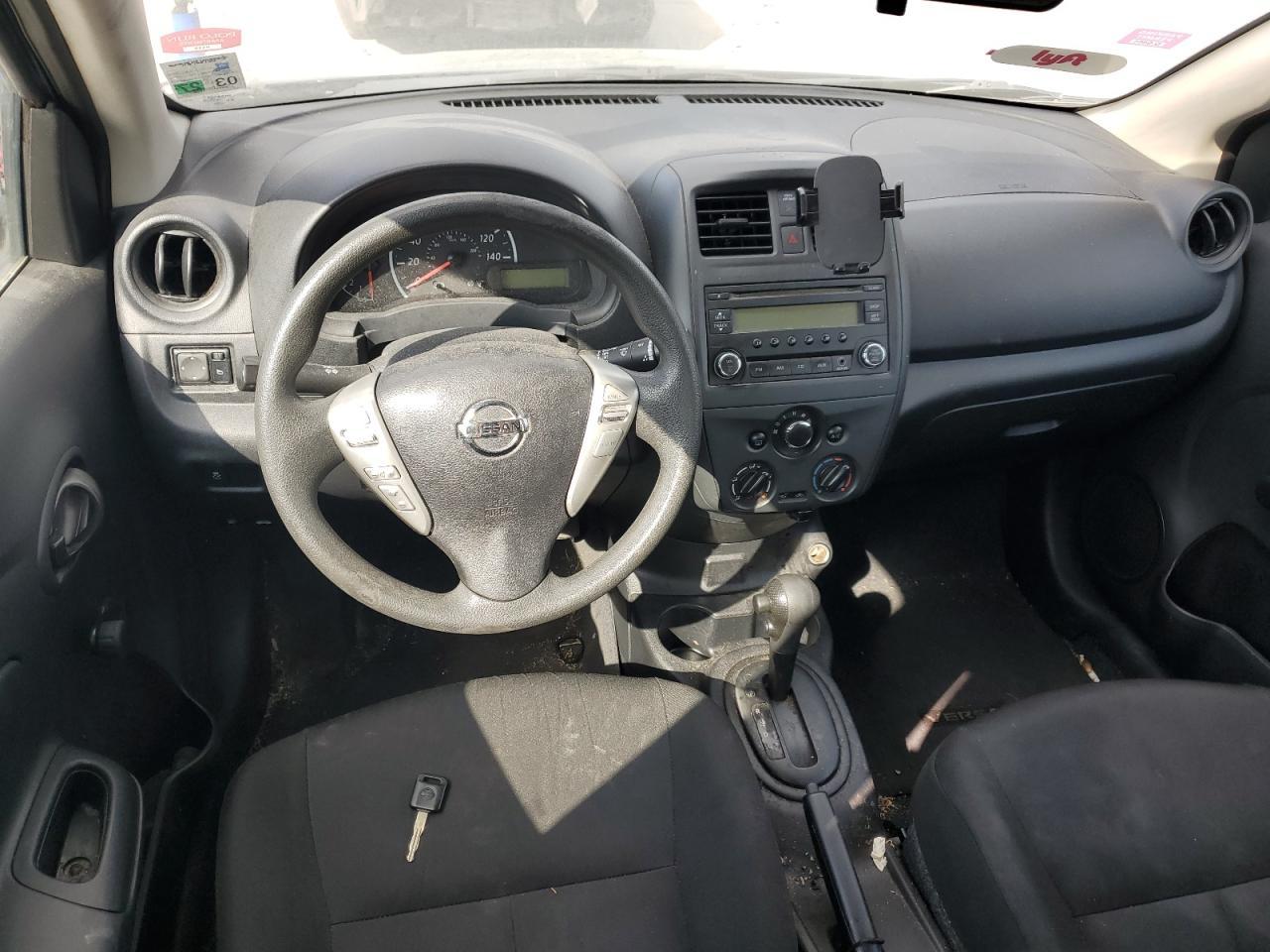 2017 NISSAN VERSA