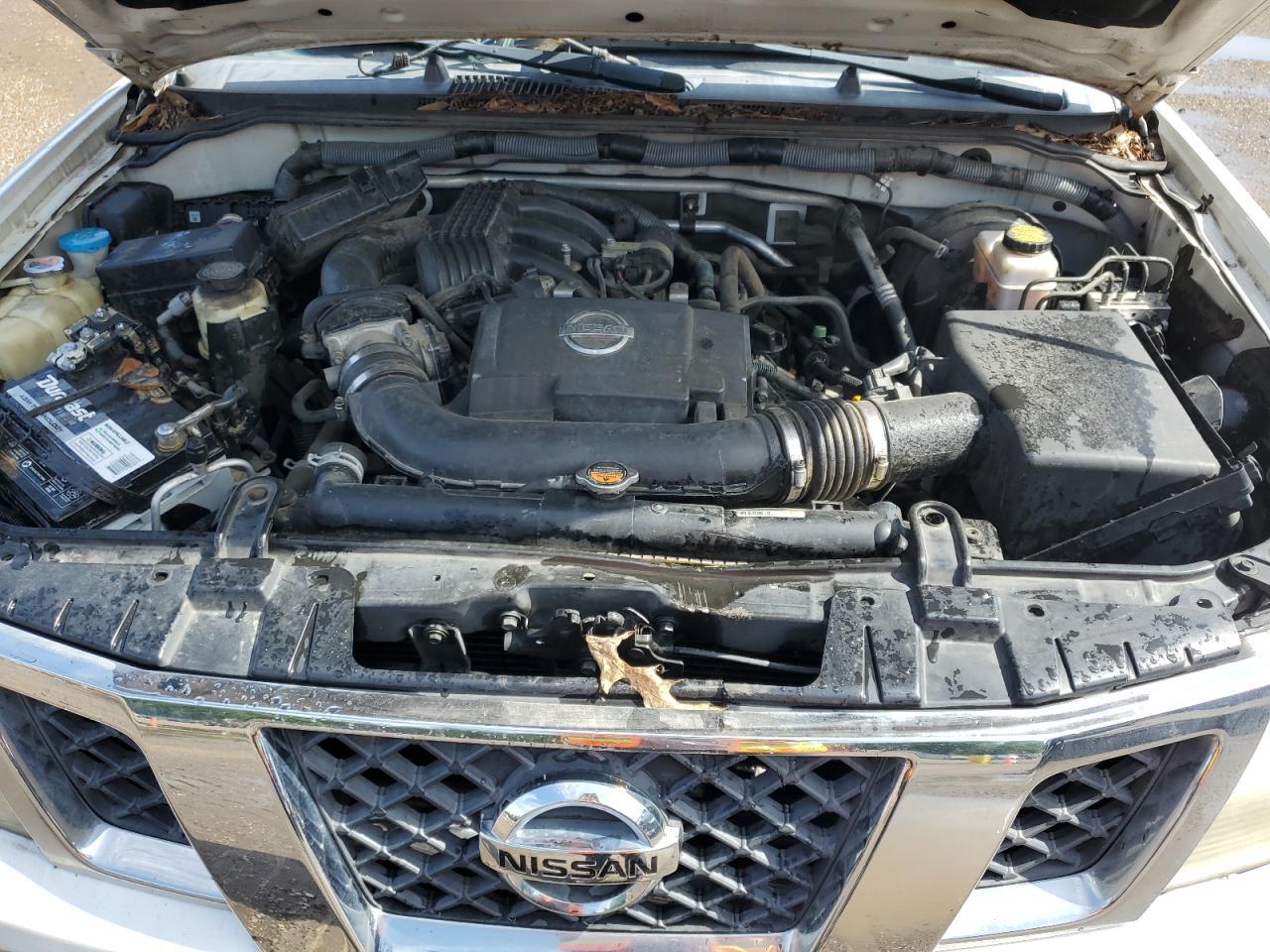 2011 NISSAN Frontier