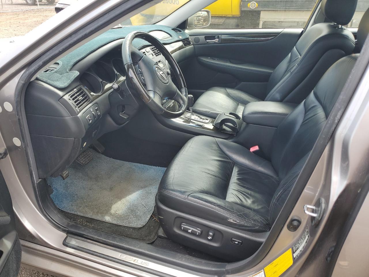 2004 LEXUS ES 330