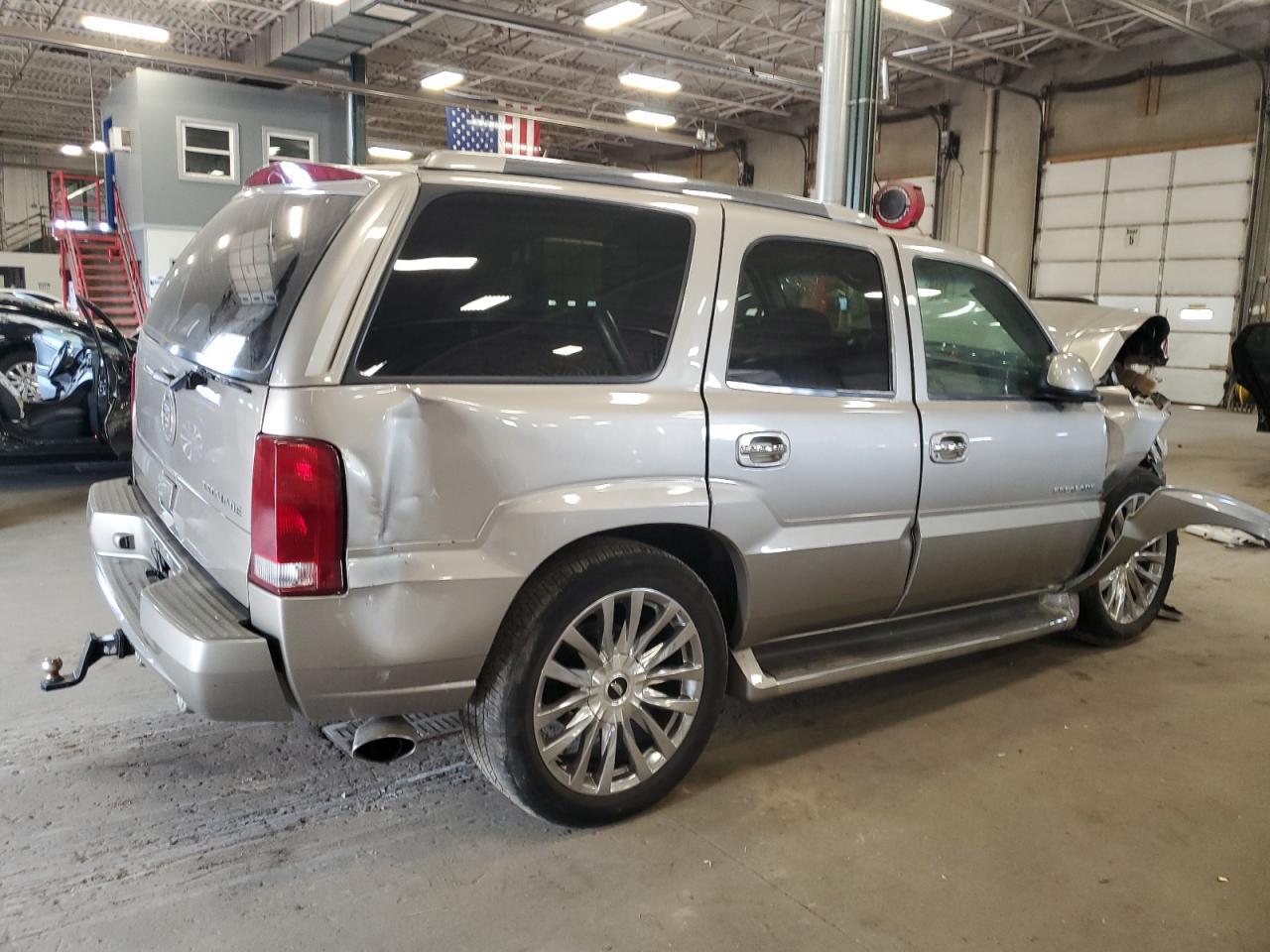 2002 CADILLAC ESCALADE