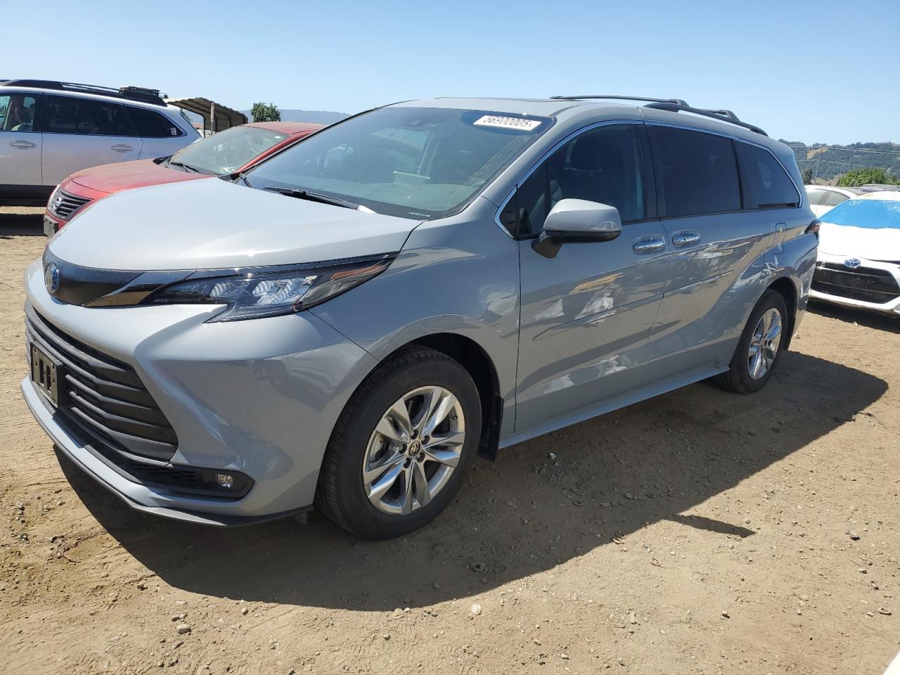 2023 TOYOTA SIENNA