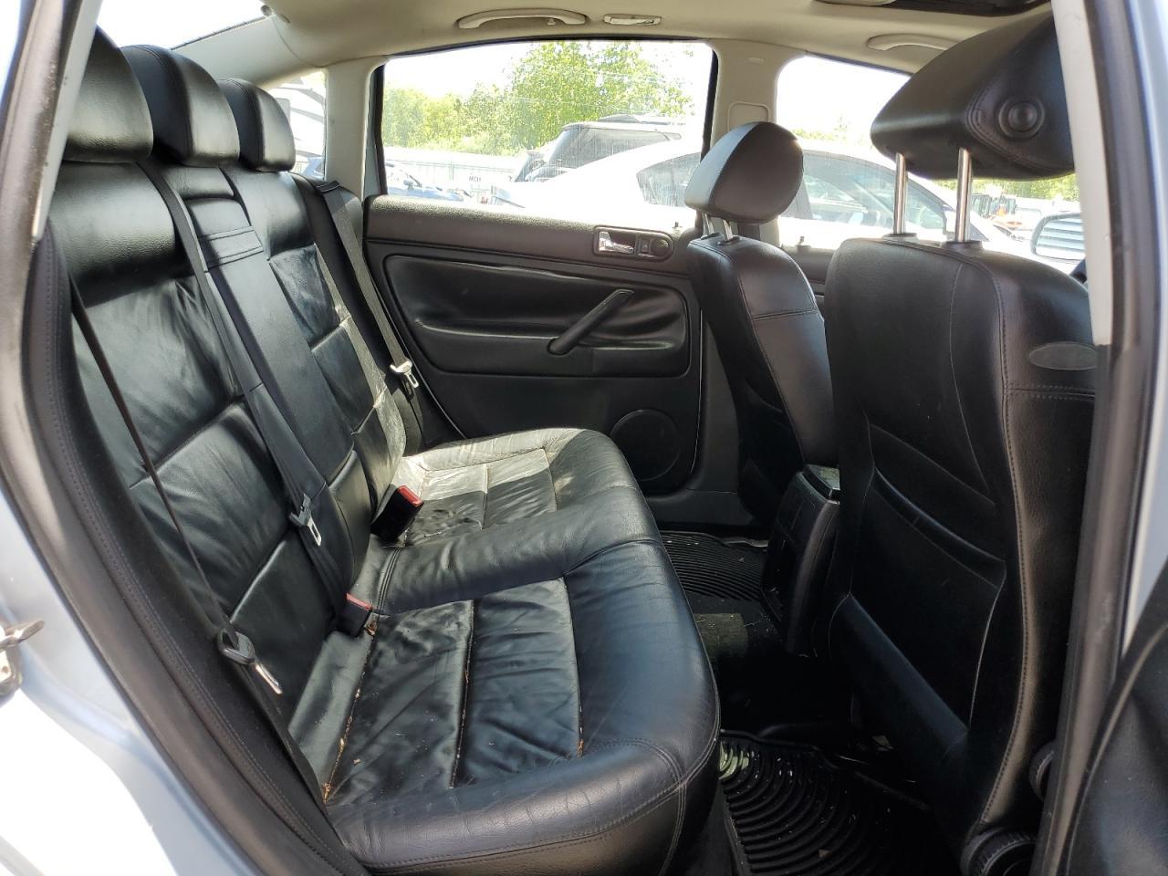 2003 VOLKSWAGEN Passat