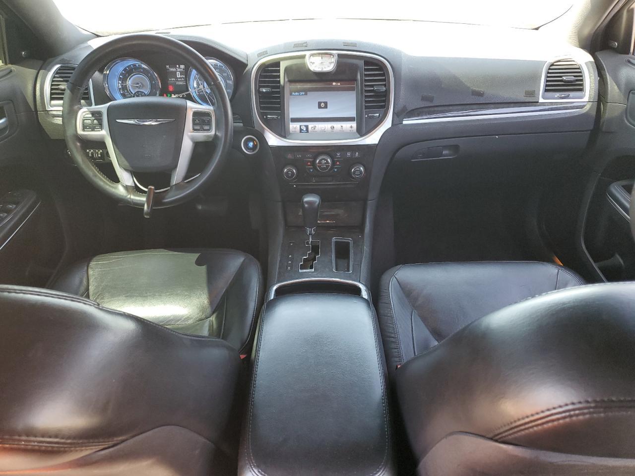 2011 CHRYSLER 300