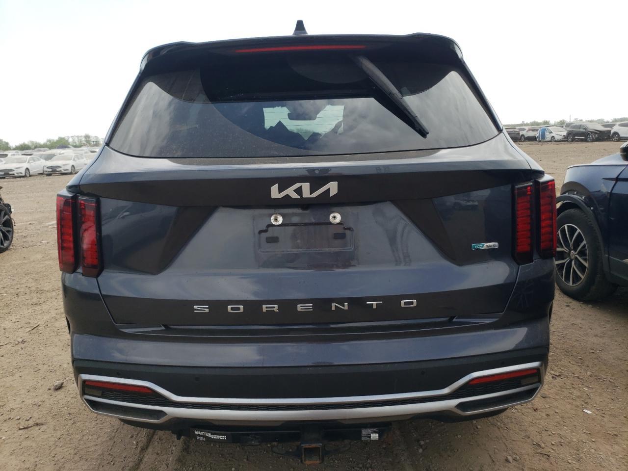 2022 KIA SORENTO