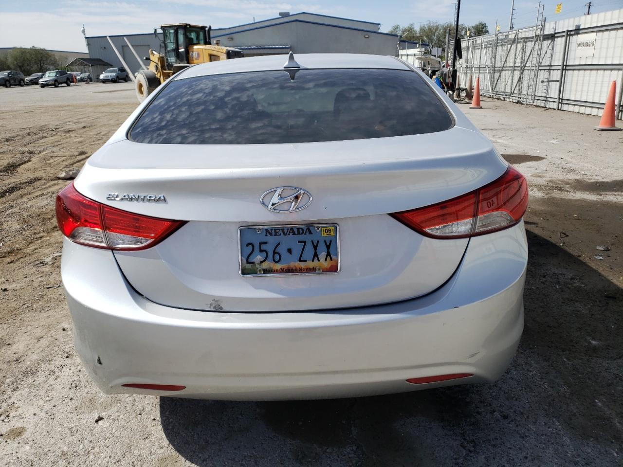 2011 HYUNDAI ELANTRA
