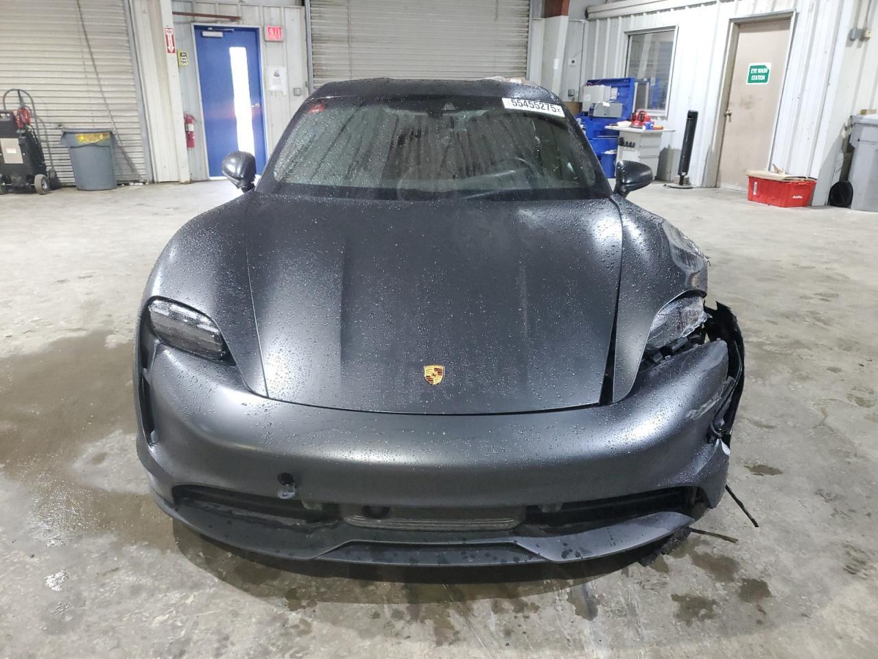 2021 PORSCHE Taycan