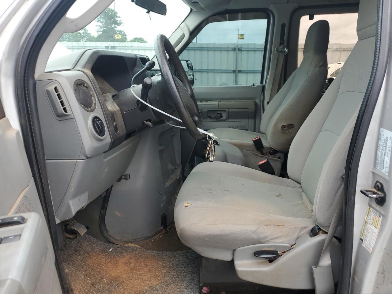 2010 FORD ECONOLINE