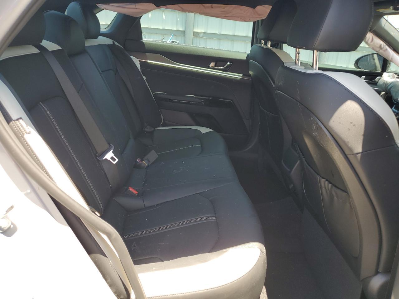 2025 KIA K5