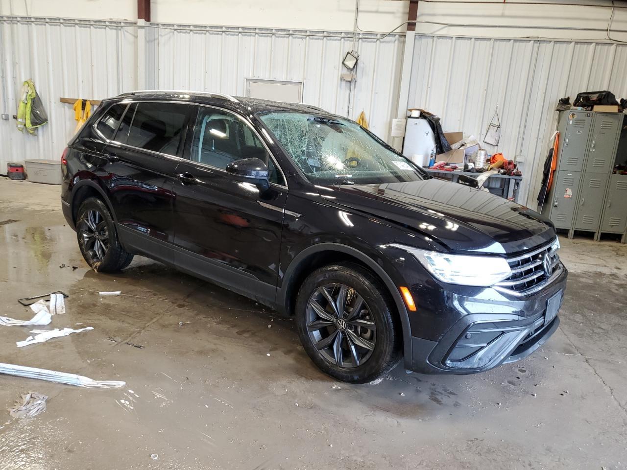 2022 VOLKSWAGEN TIGUAN