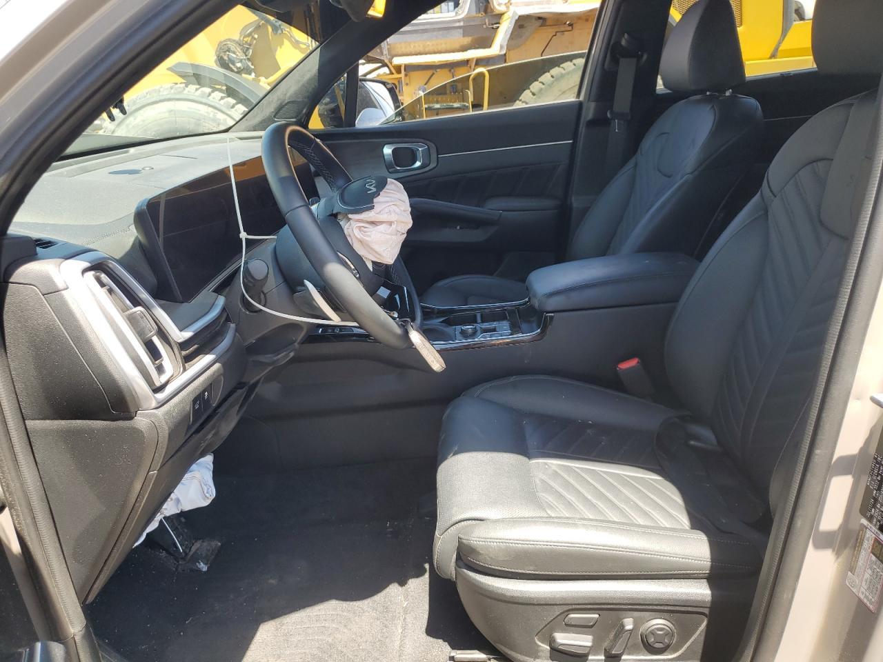 2025 KIA SORENTO