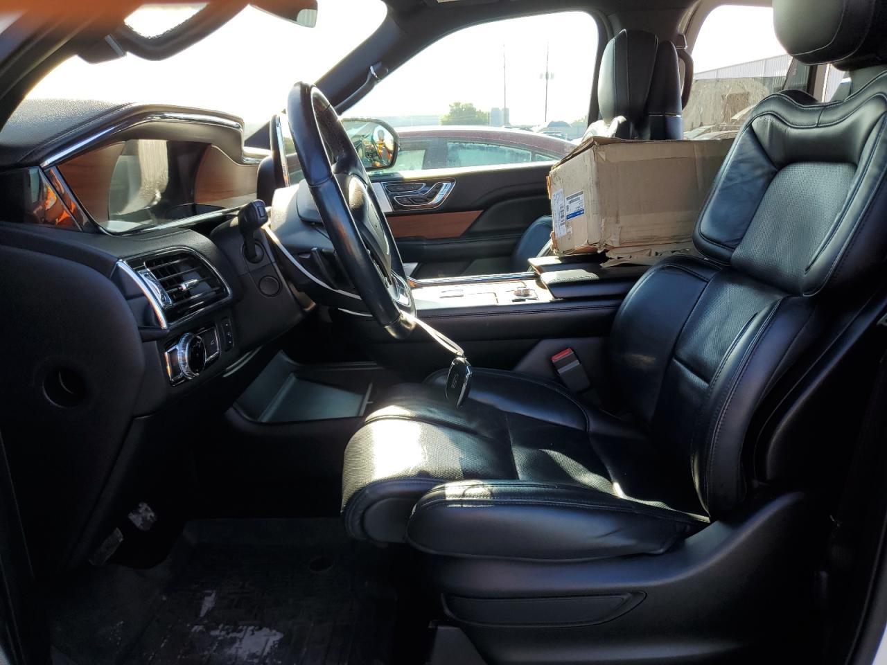2019 LINCOLN Navigator