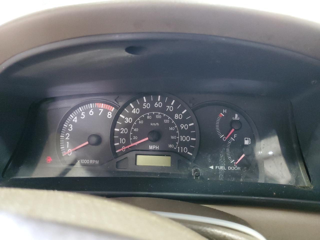 2004 TOYOTA COROLLA