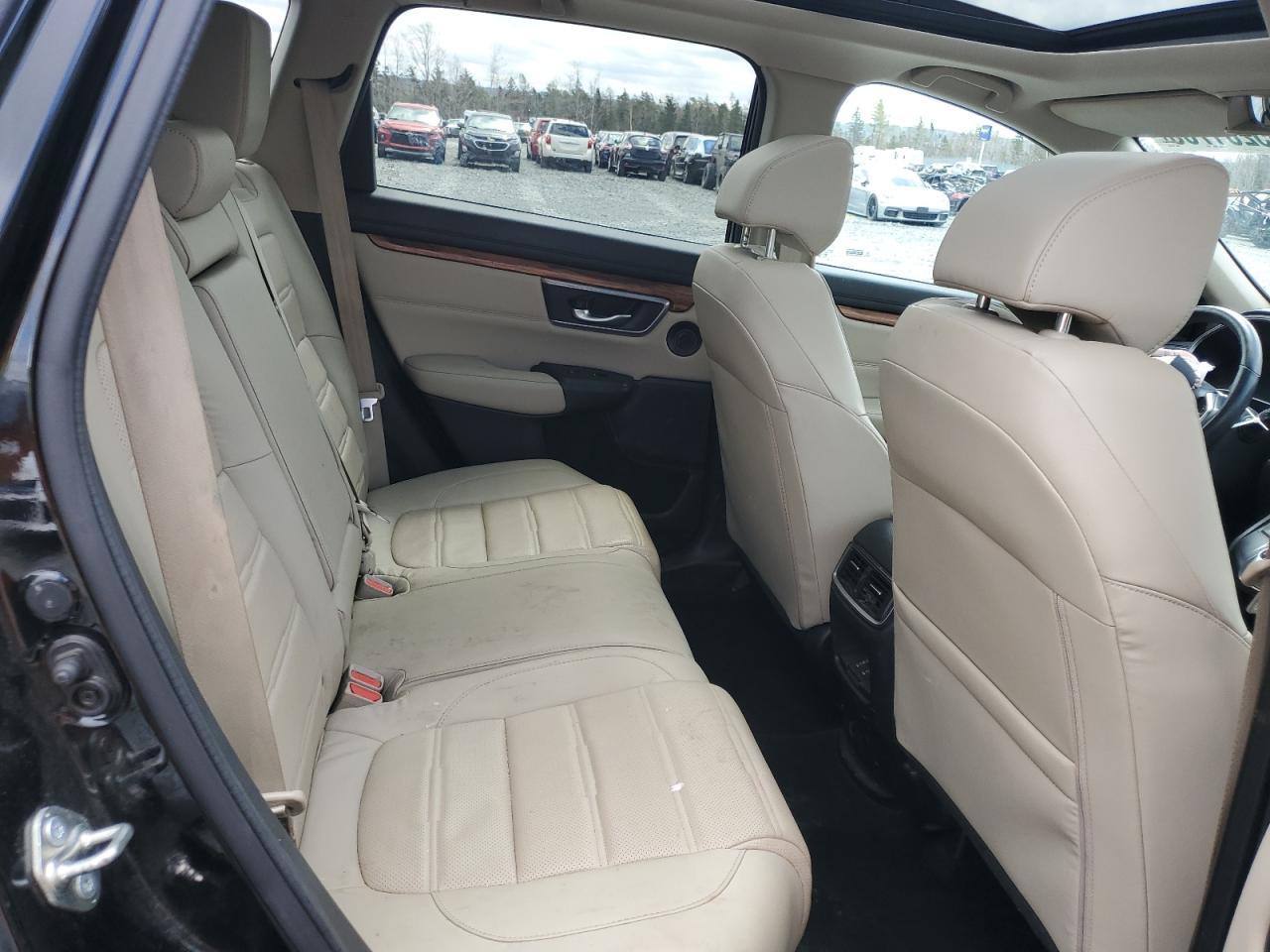 2017 HONDA CR-V