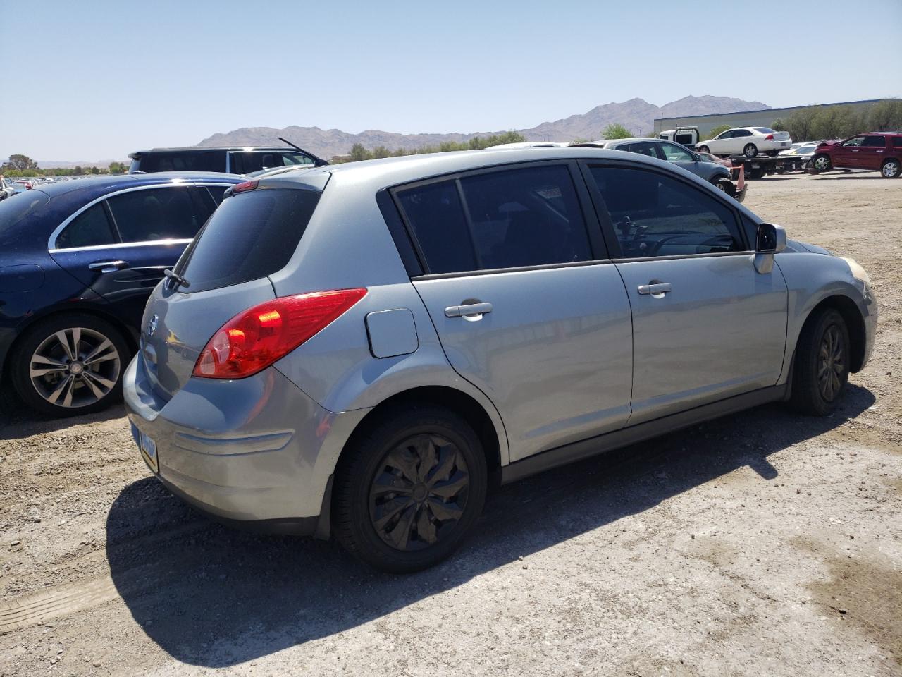 2009 NISSAN VERSA