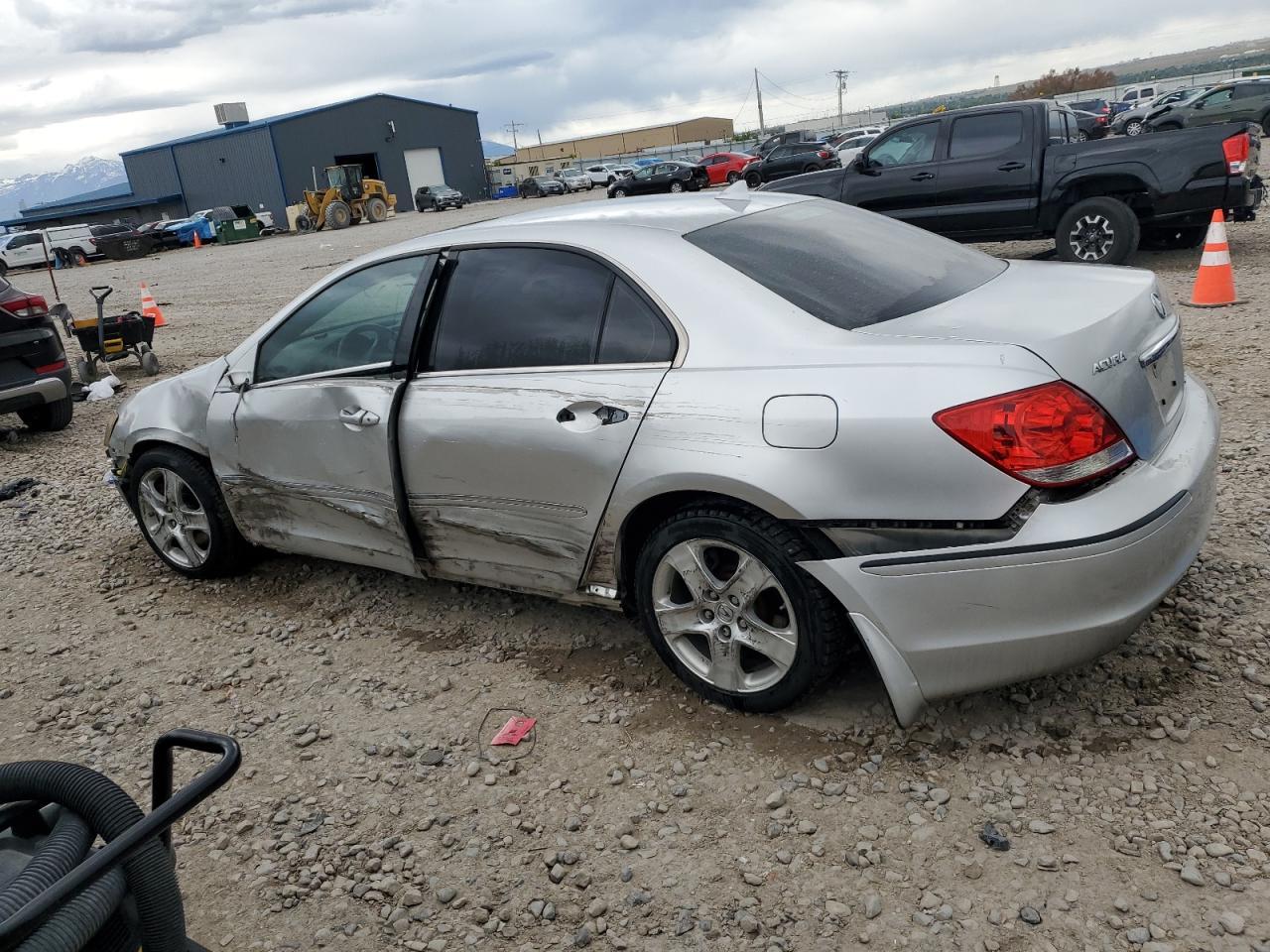 2005 ACURA RL