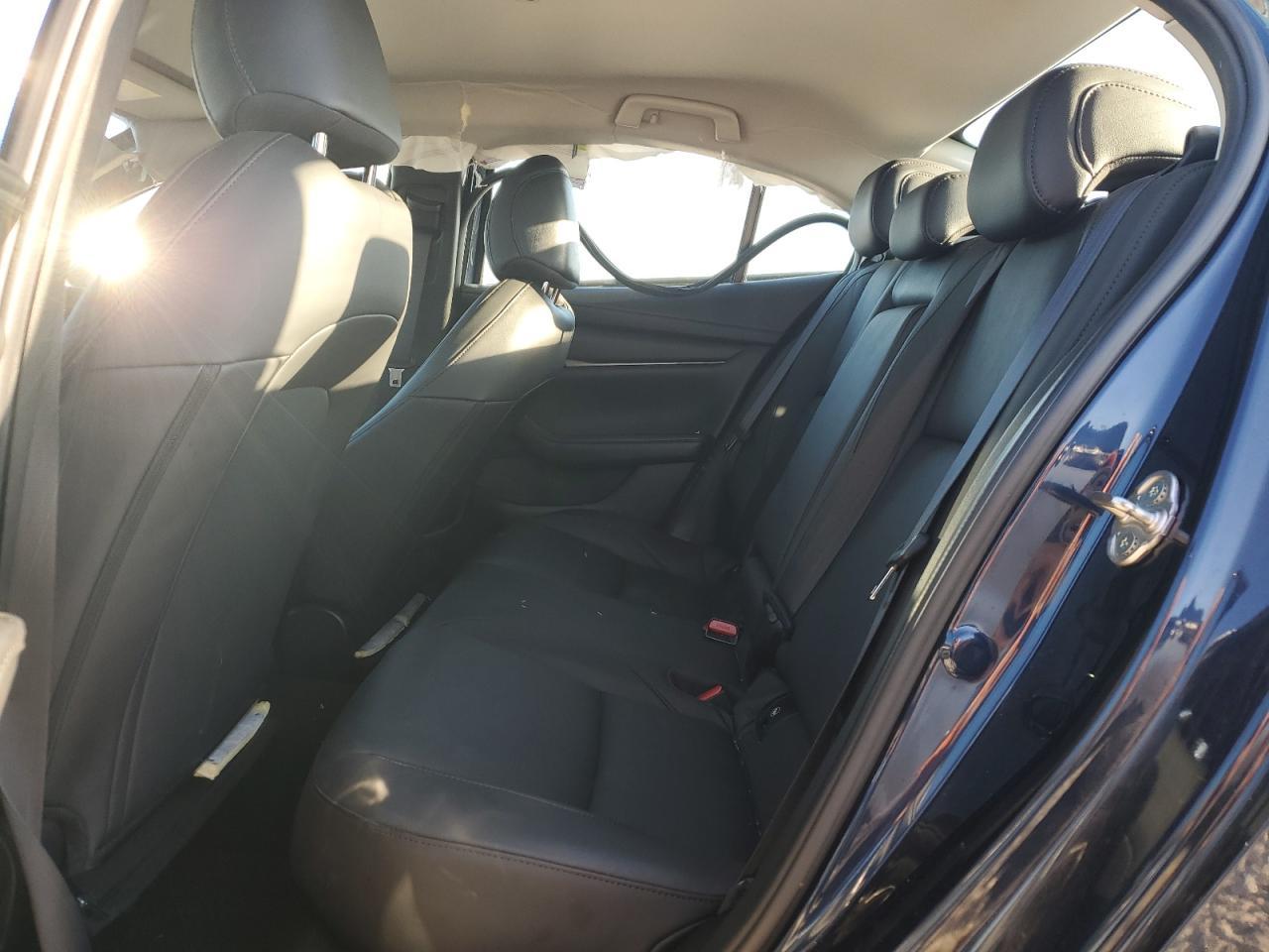 2021 MAZDA 3