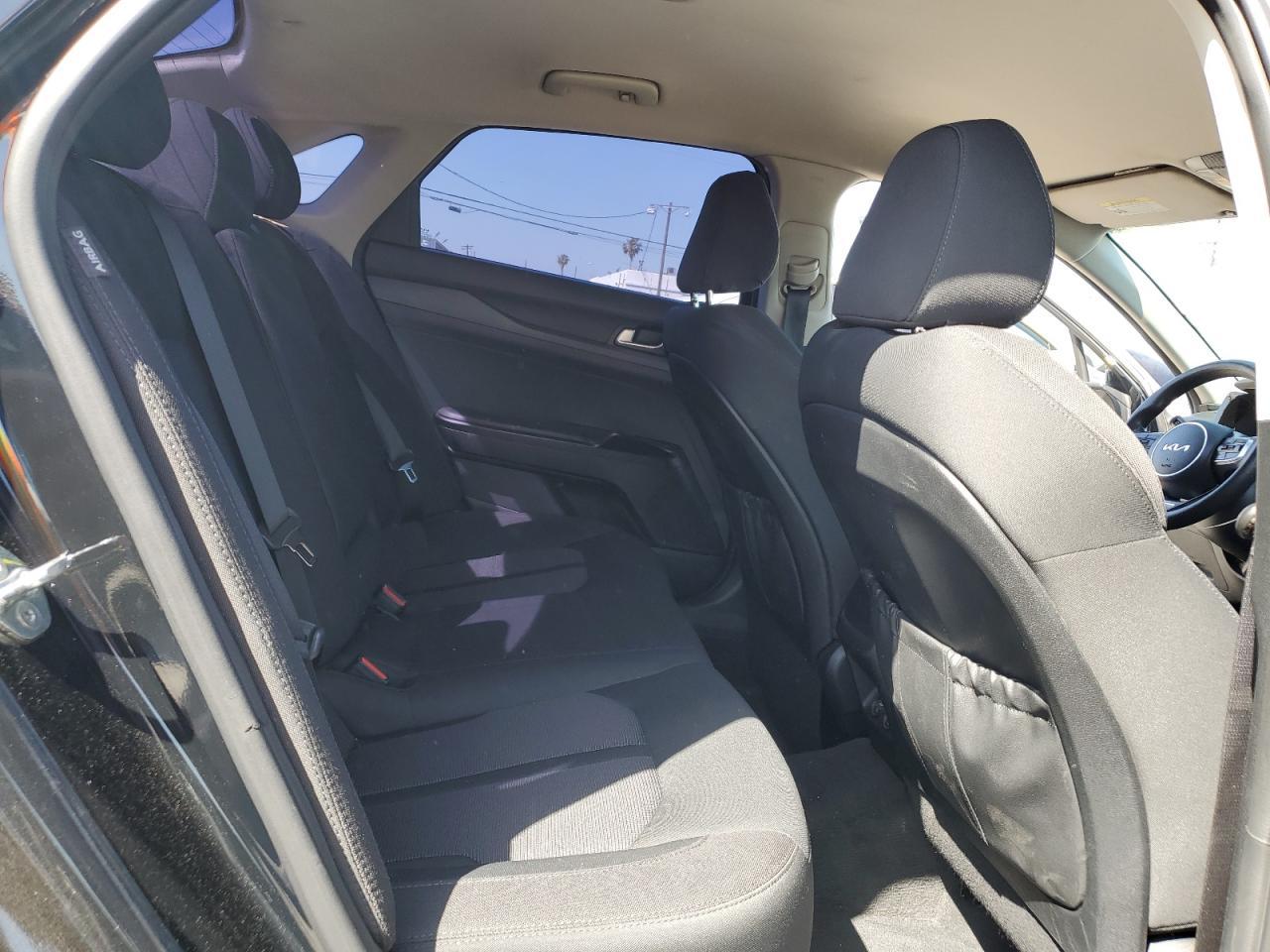 2022 KIA K5