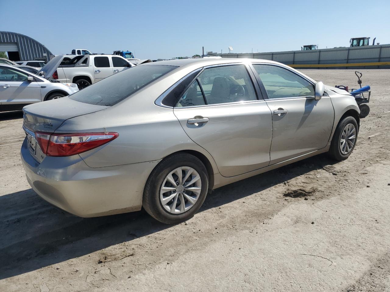 2015 TOYOTA CAMRY