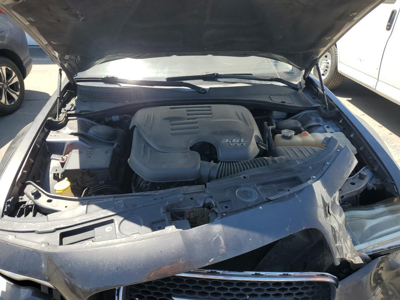 2015 CHRYSLER 300
